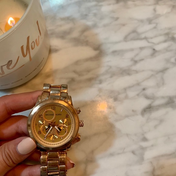 Michael Kors Watch - Rose Gold - Picture 2 of 6